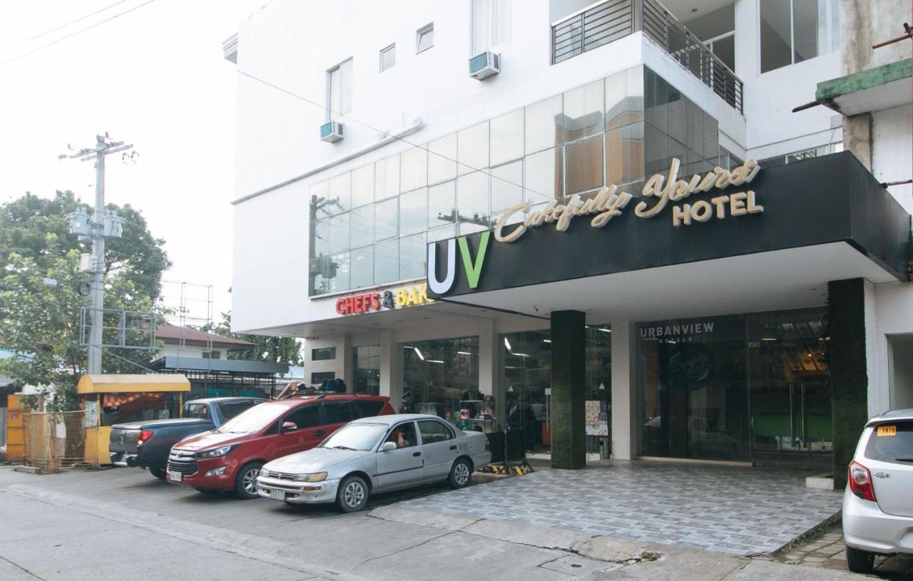 Urbanview At Lacson Street Bacolod City By Reddoorz Exterior photo