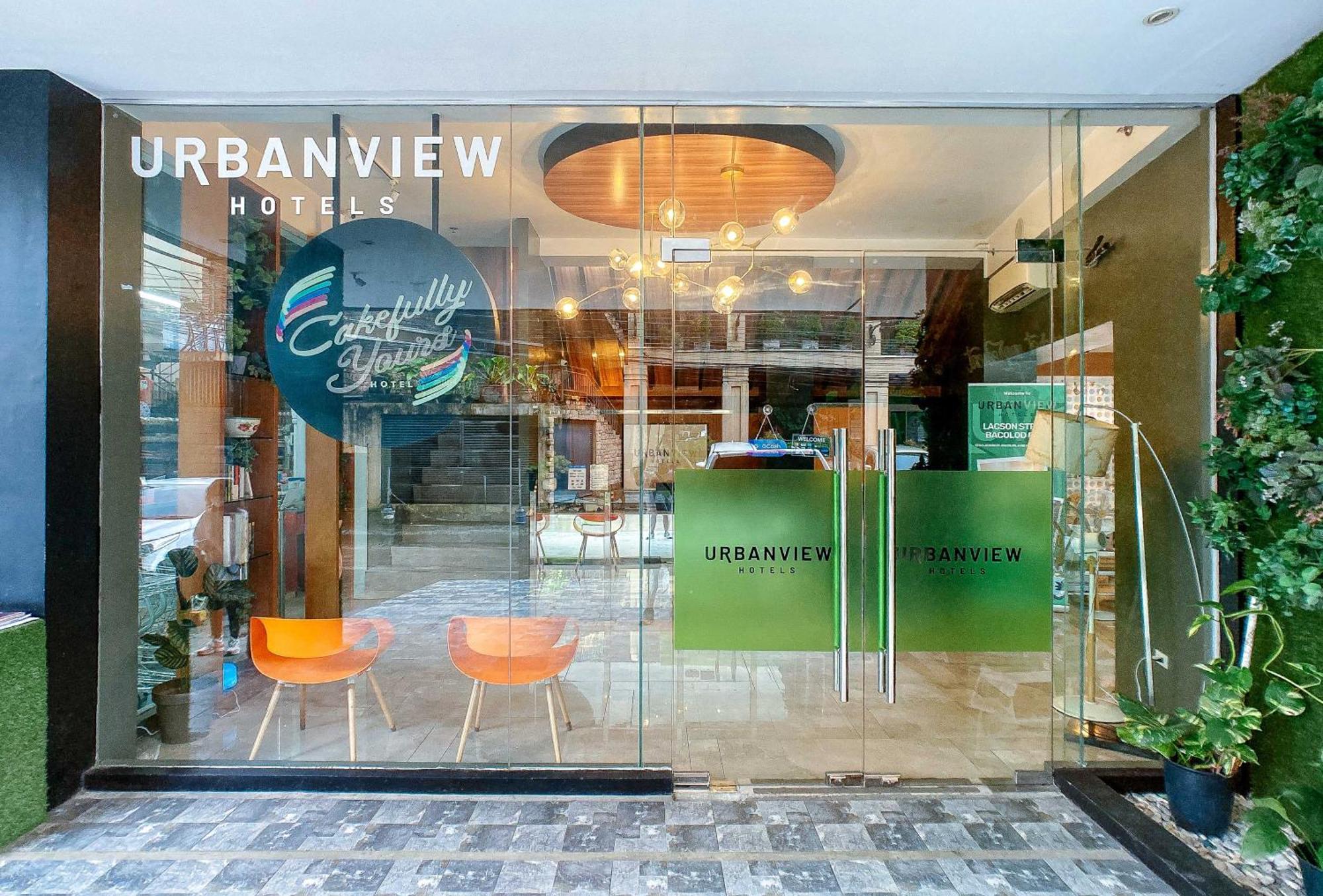 Urbanview At Lacson Street Bacolod City By Reddoorz Exterior photo